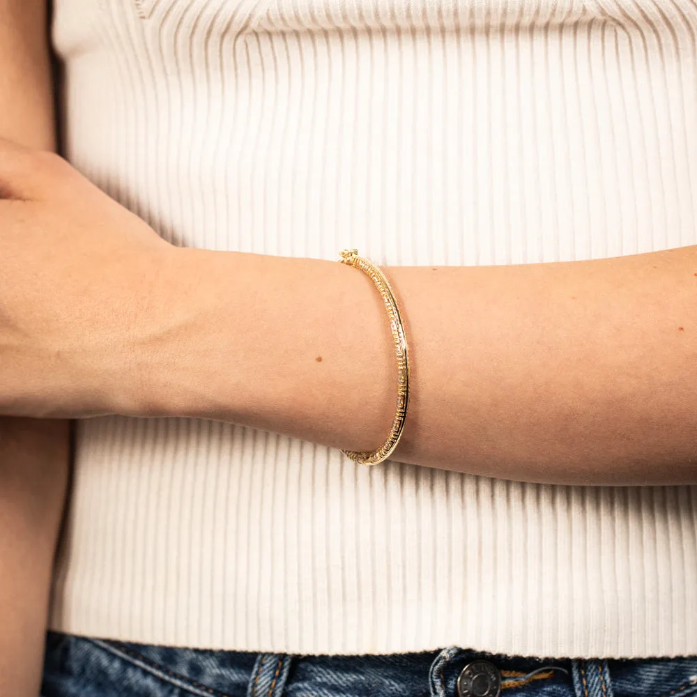 9ct Yellow Gold Textured Round Hinged Bangle