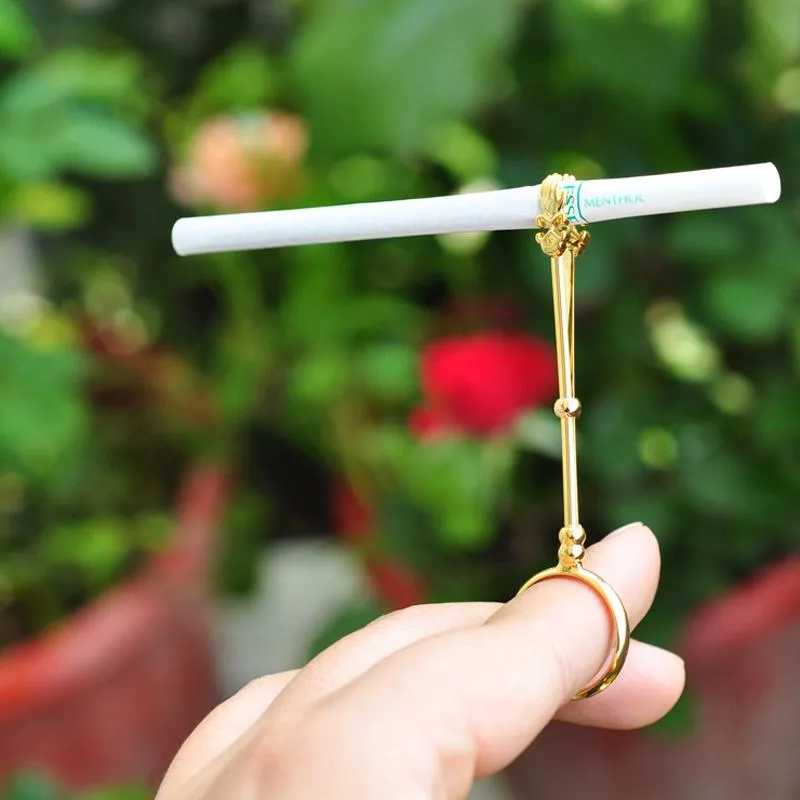 Adjustable Cigarette Holder Ring