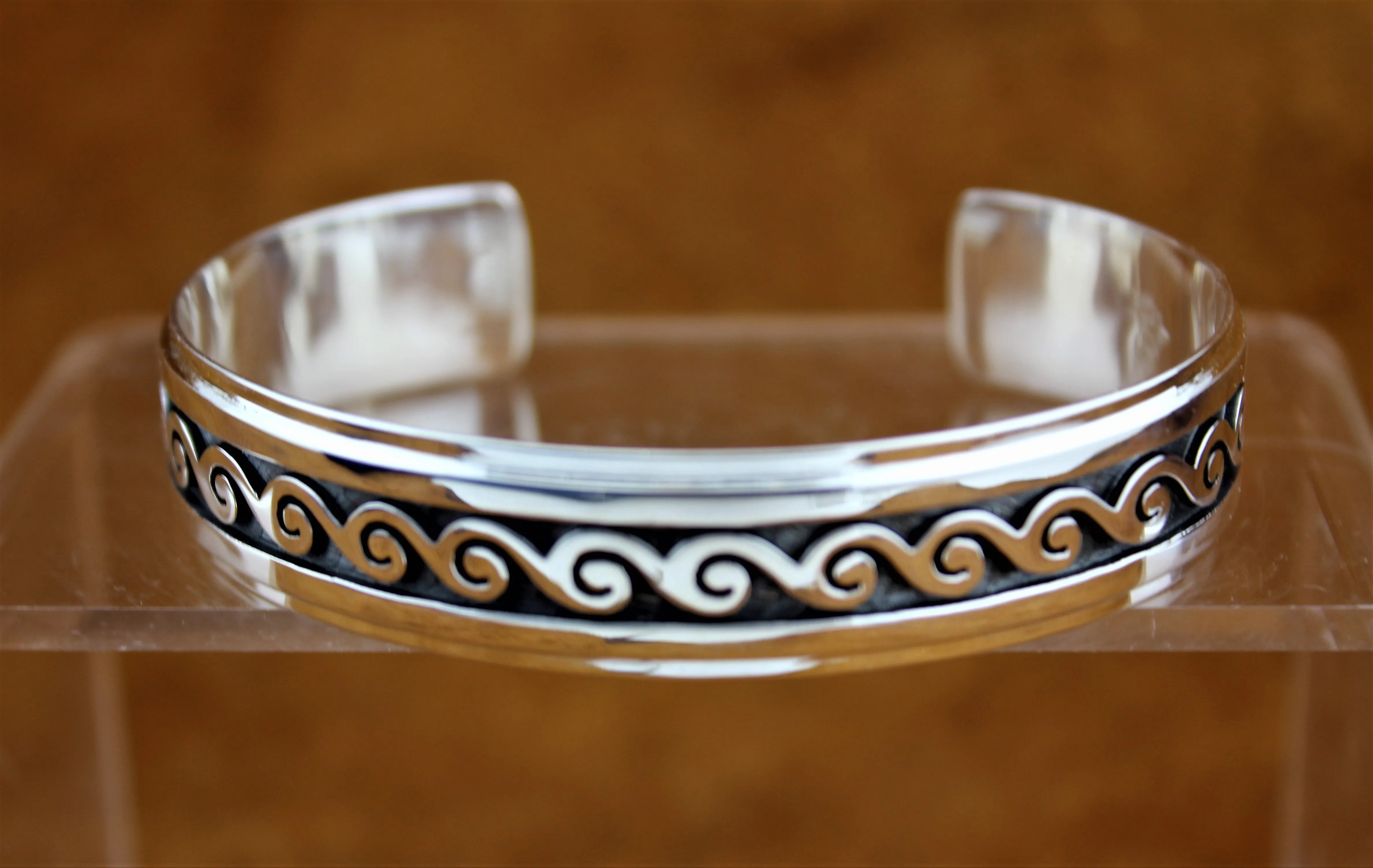 Augsutine Mowa Jr. Sterling Silver Waves Bracelet