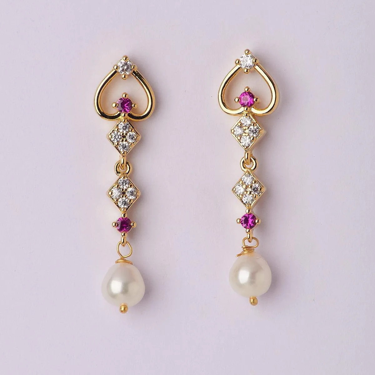 Beautiful Little Heart Pearl hanging Earring