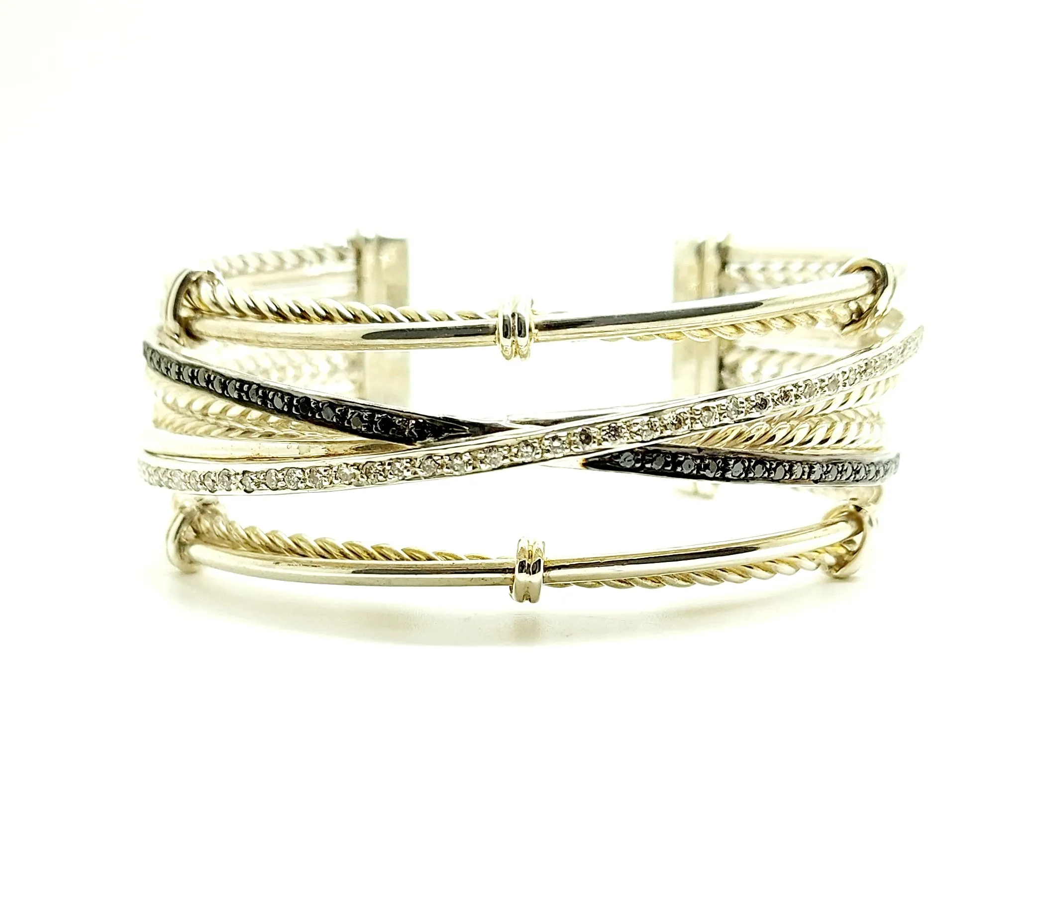 BLACK AND WHITE DIAMOND INTERTWINED BANGLE