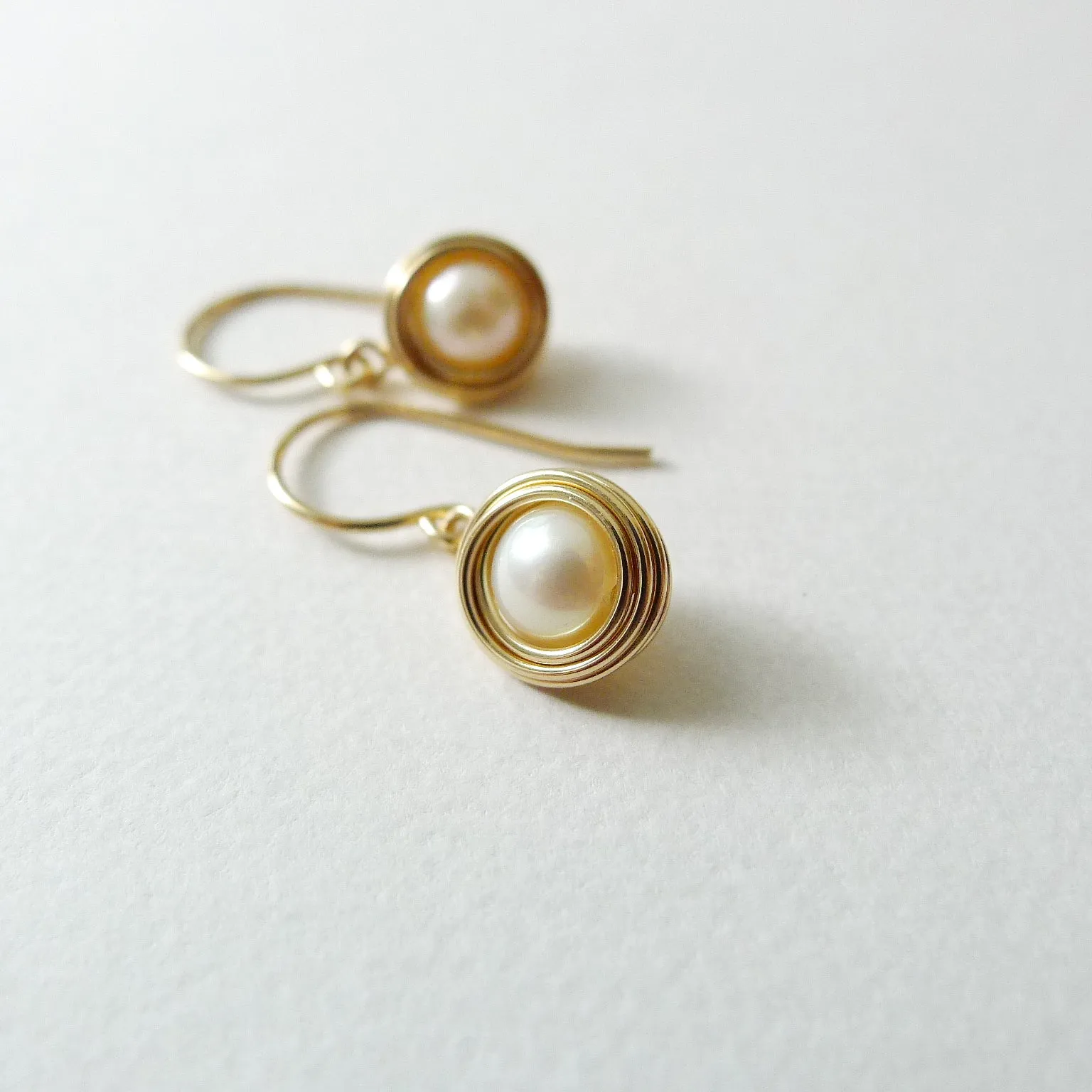 Brenna Earrings / Freshwater Pearl