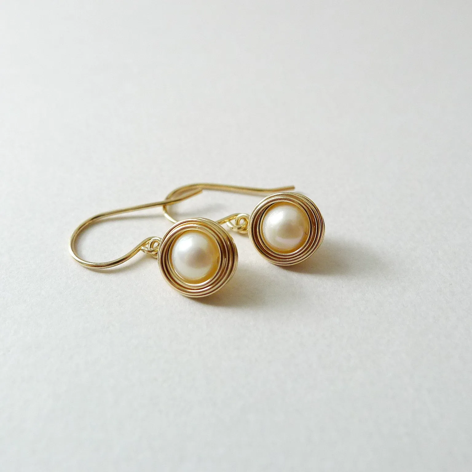 Brenna Earrings / Freshwater Pearl