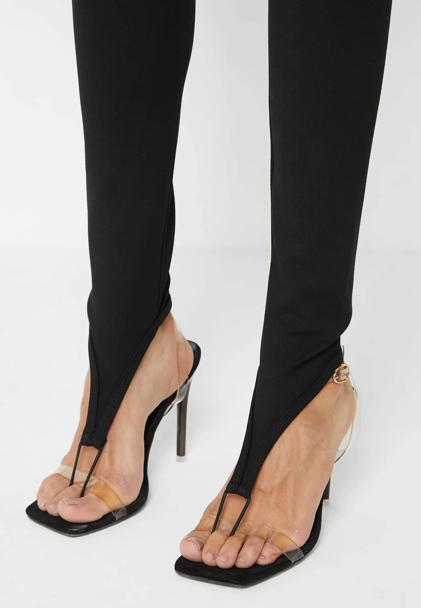 Cut-Out O-Ring Leggings  - Black