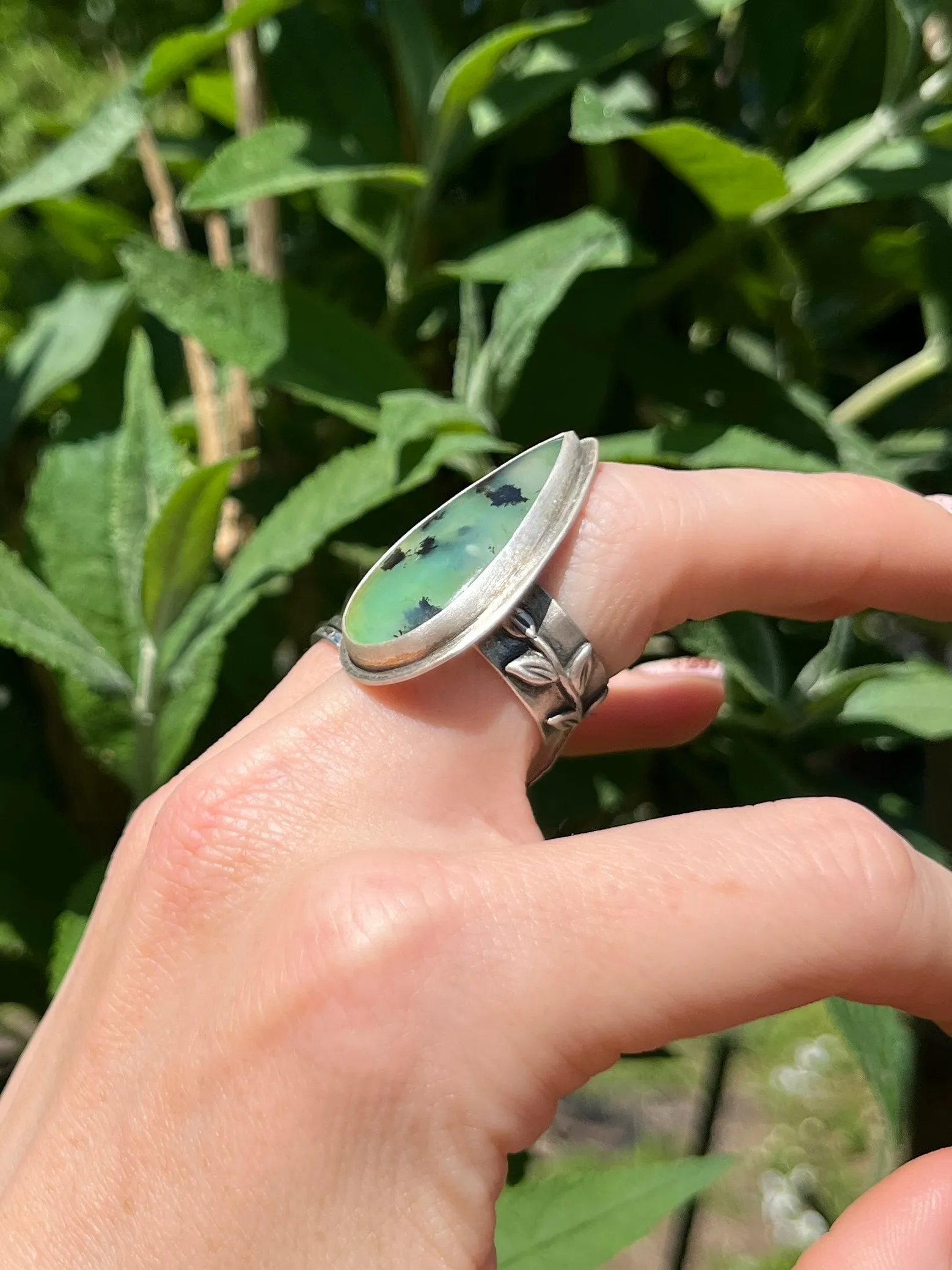 Dendritic Chrysoprase Teardrop Ring with Floral Band