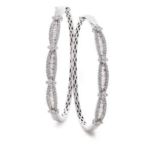 DIAMOND CRISS CROSS FANCY BANGLE IN 18K WHITE GOLD