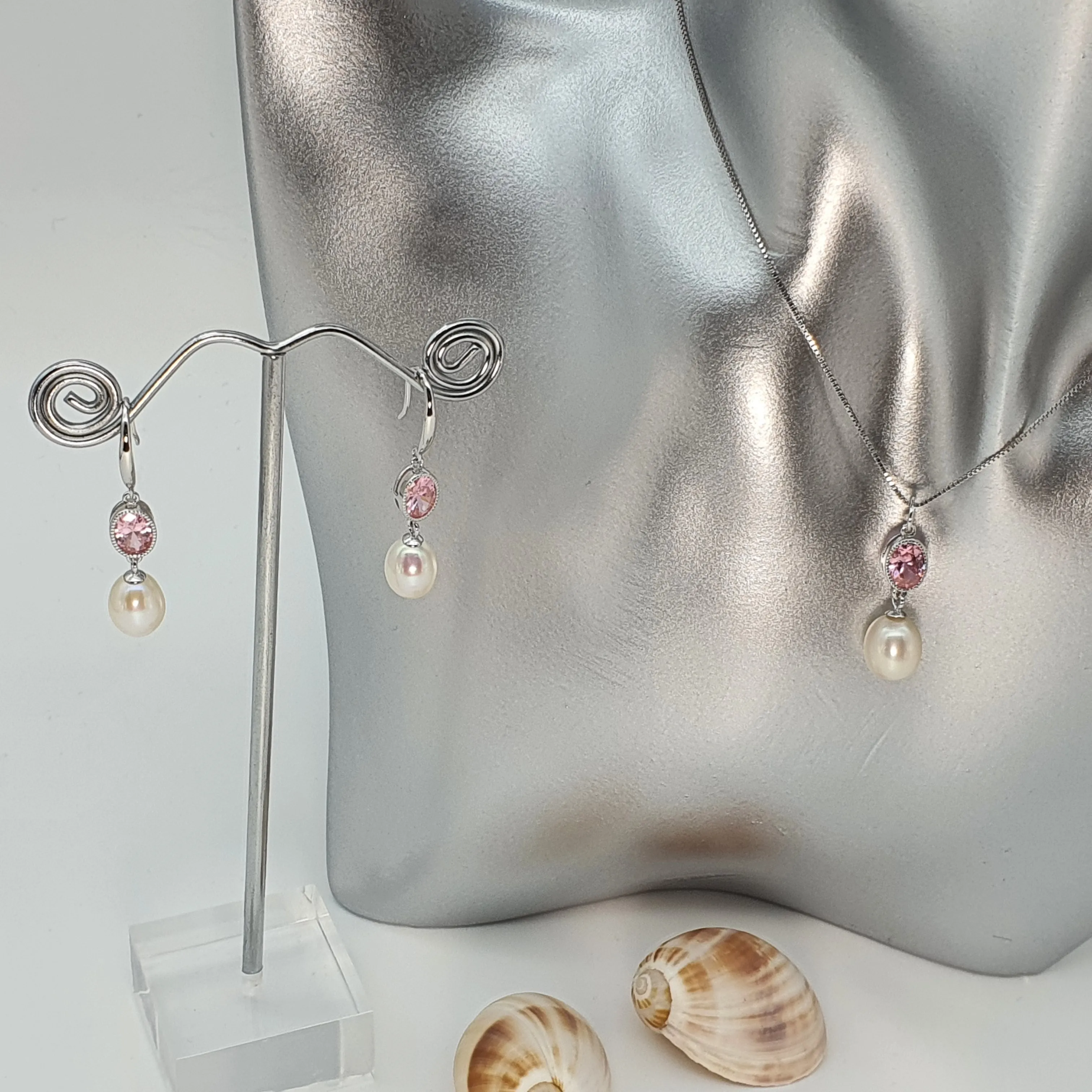 Freshwater Cultured Pearl Pink Set, Sterling silver