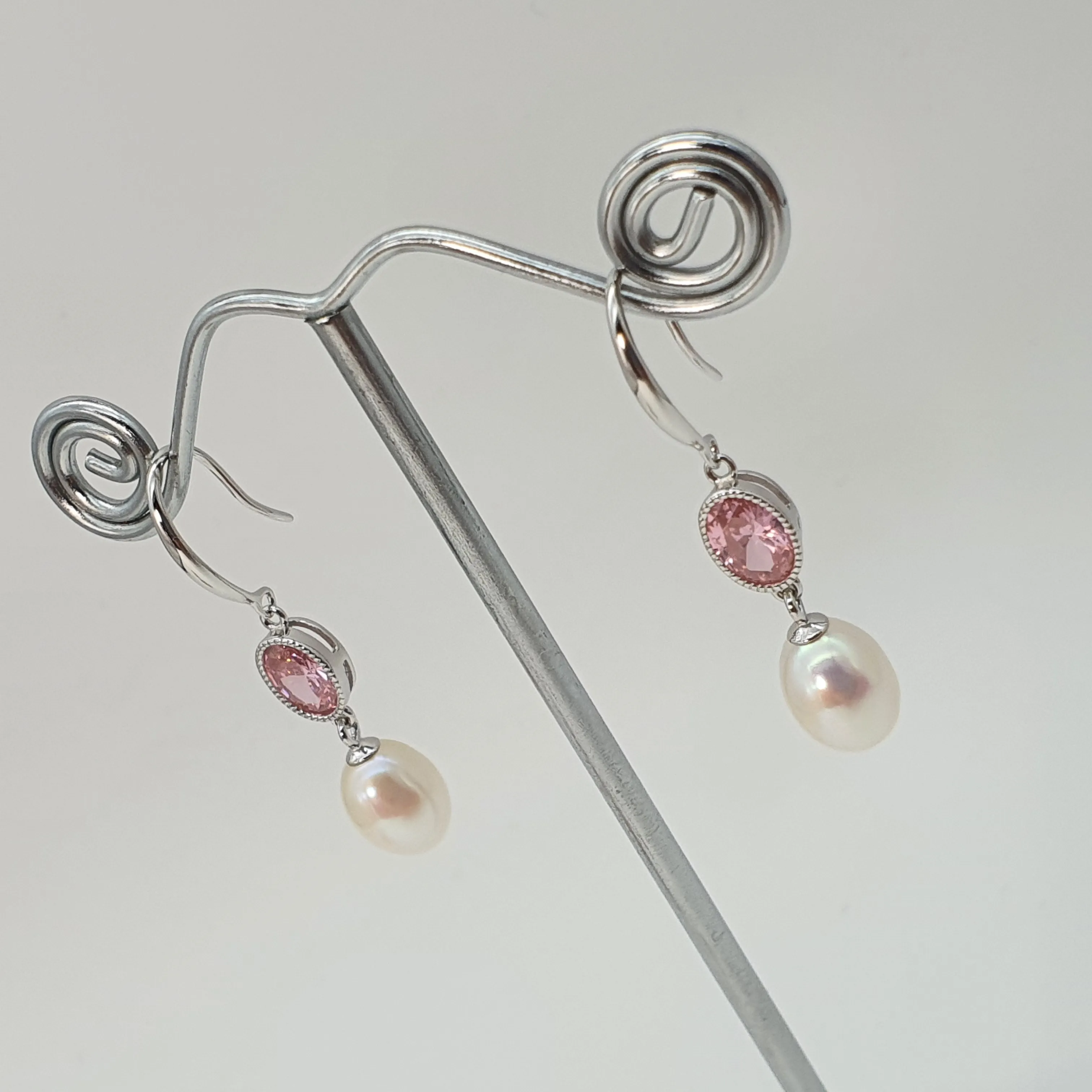 Freshwater Cultured Pearl Pink Set, Sterling silver