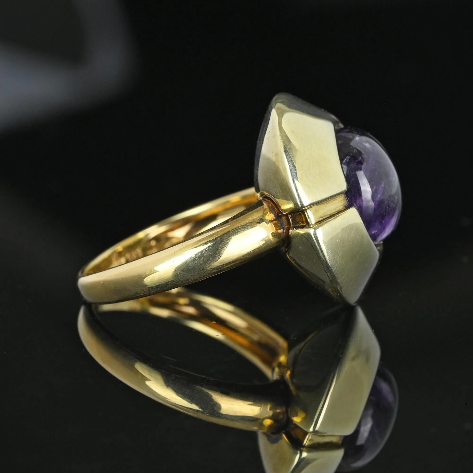 Heavy 14K Gold Amethyst Cabochon Target Style Ring