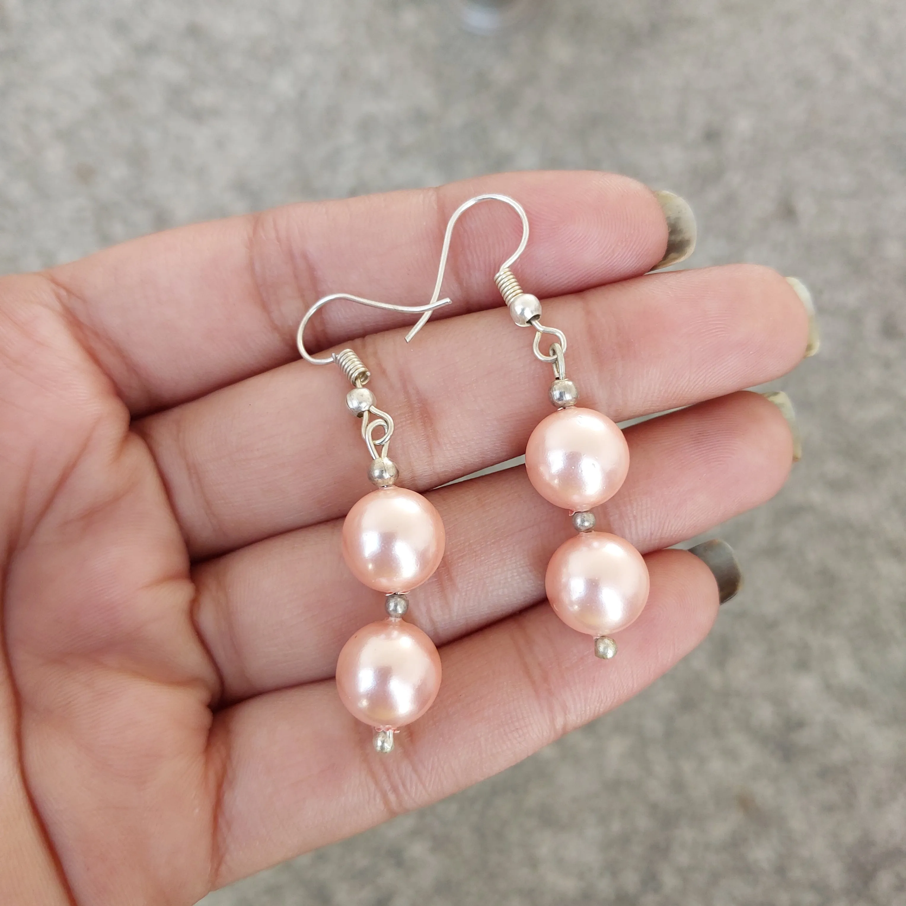 Imeora 10mm Cream Shell Pearl Earrings