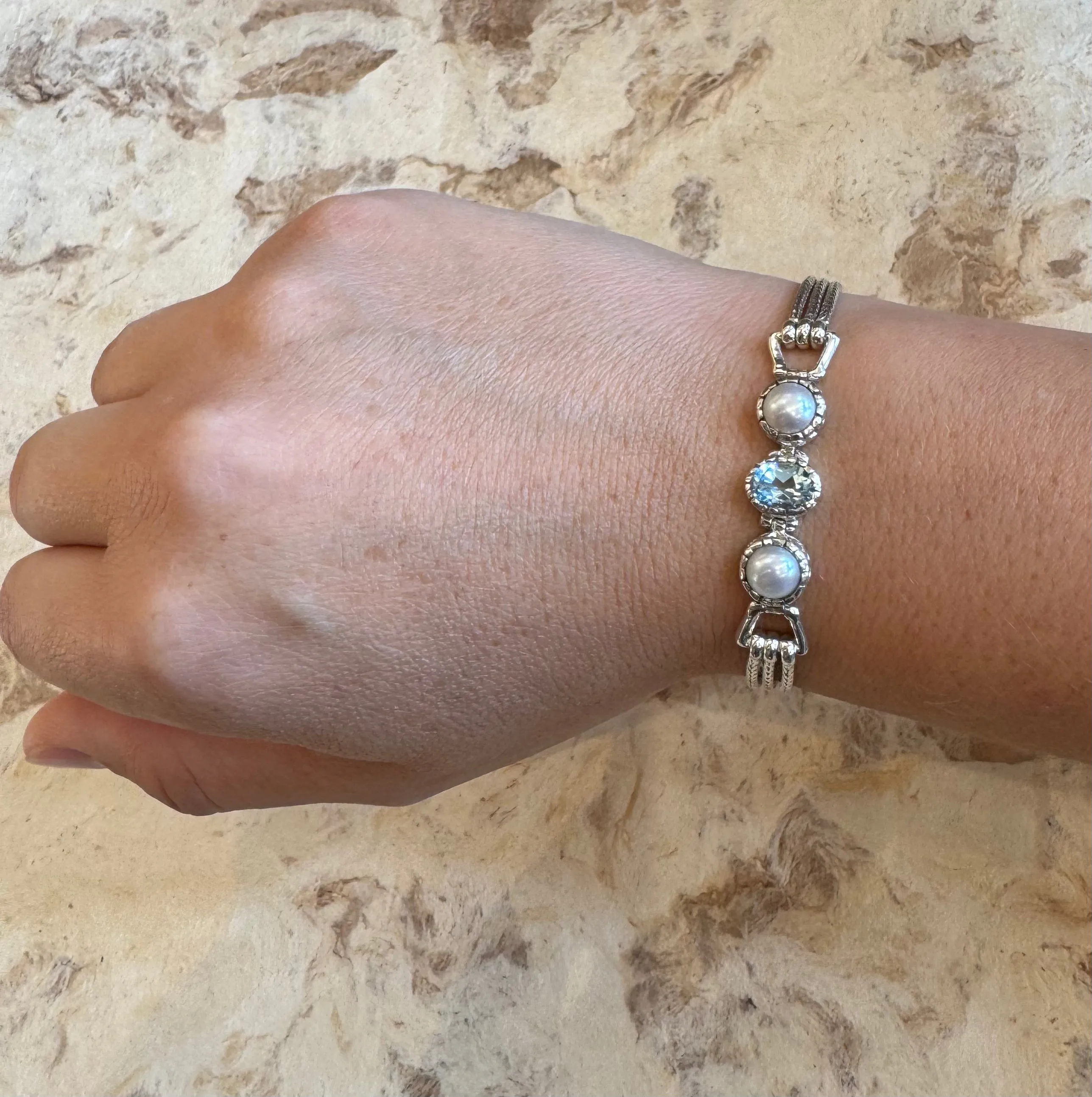 JD B62583BTP PEARL & BLUE TOPAZ 3 STRAND BRACELET