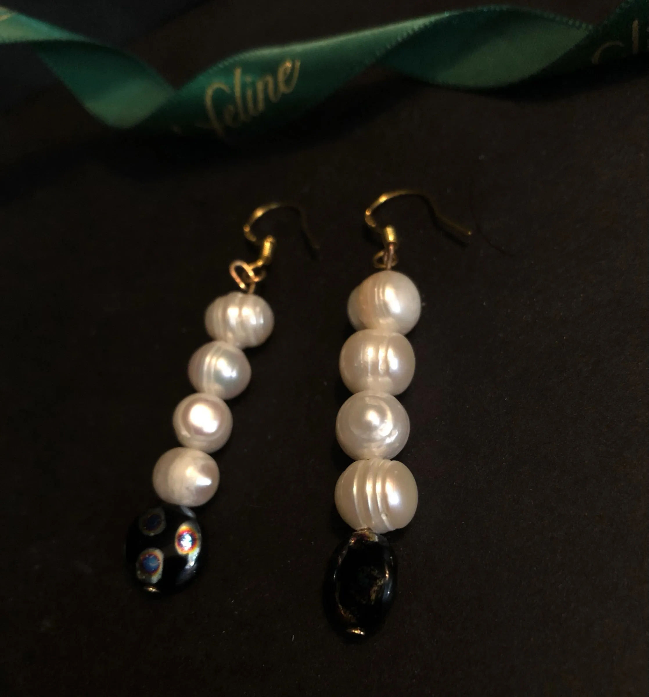 Pam Pearl   Glass Earrings