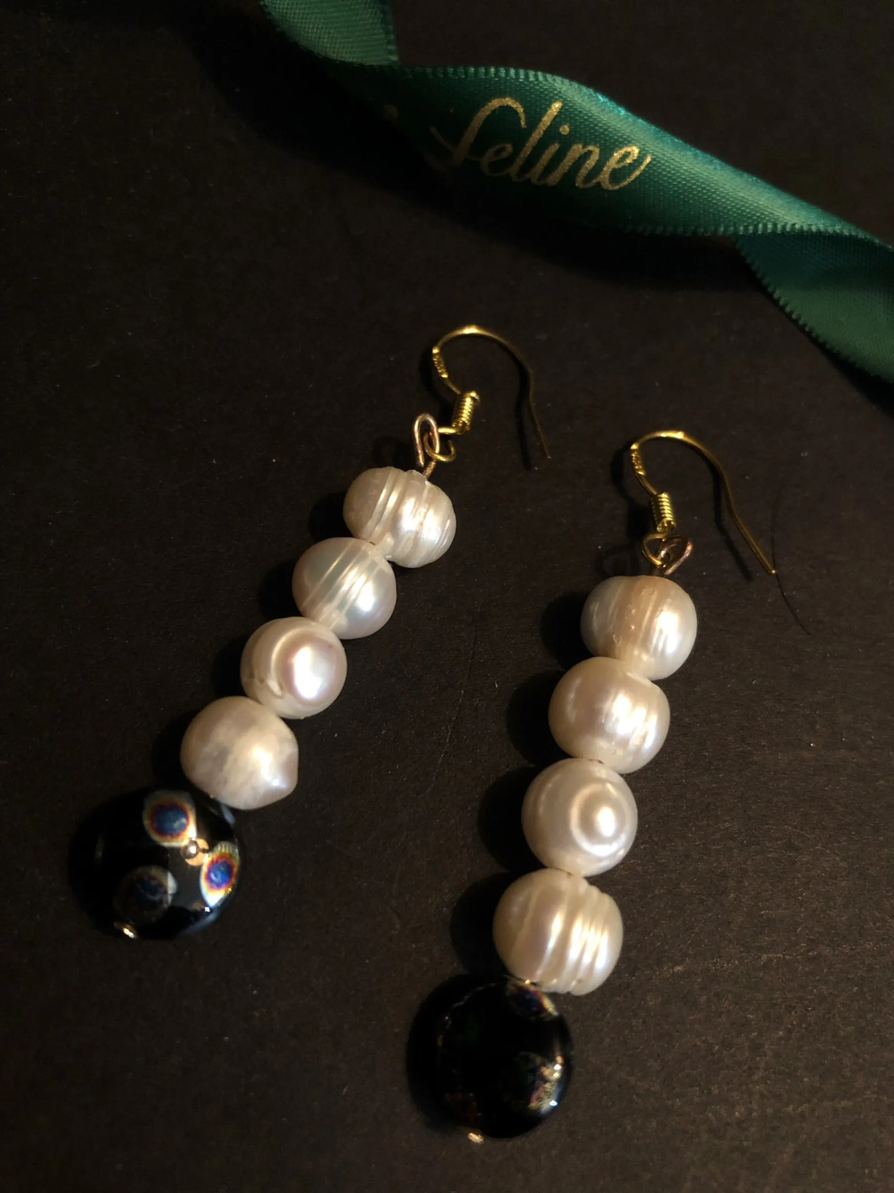 Pam Pearl   Glass Earrings