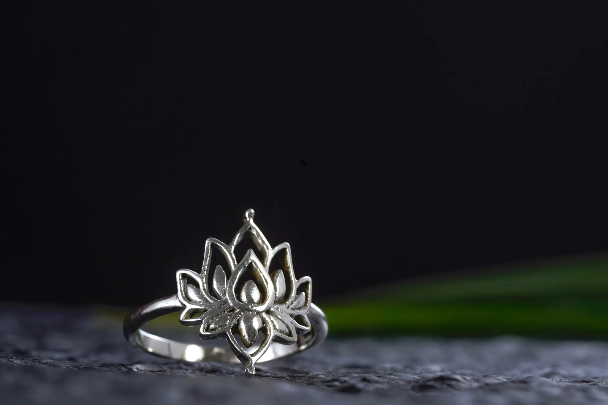 Ring ~ LOTUS ~