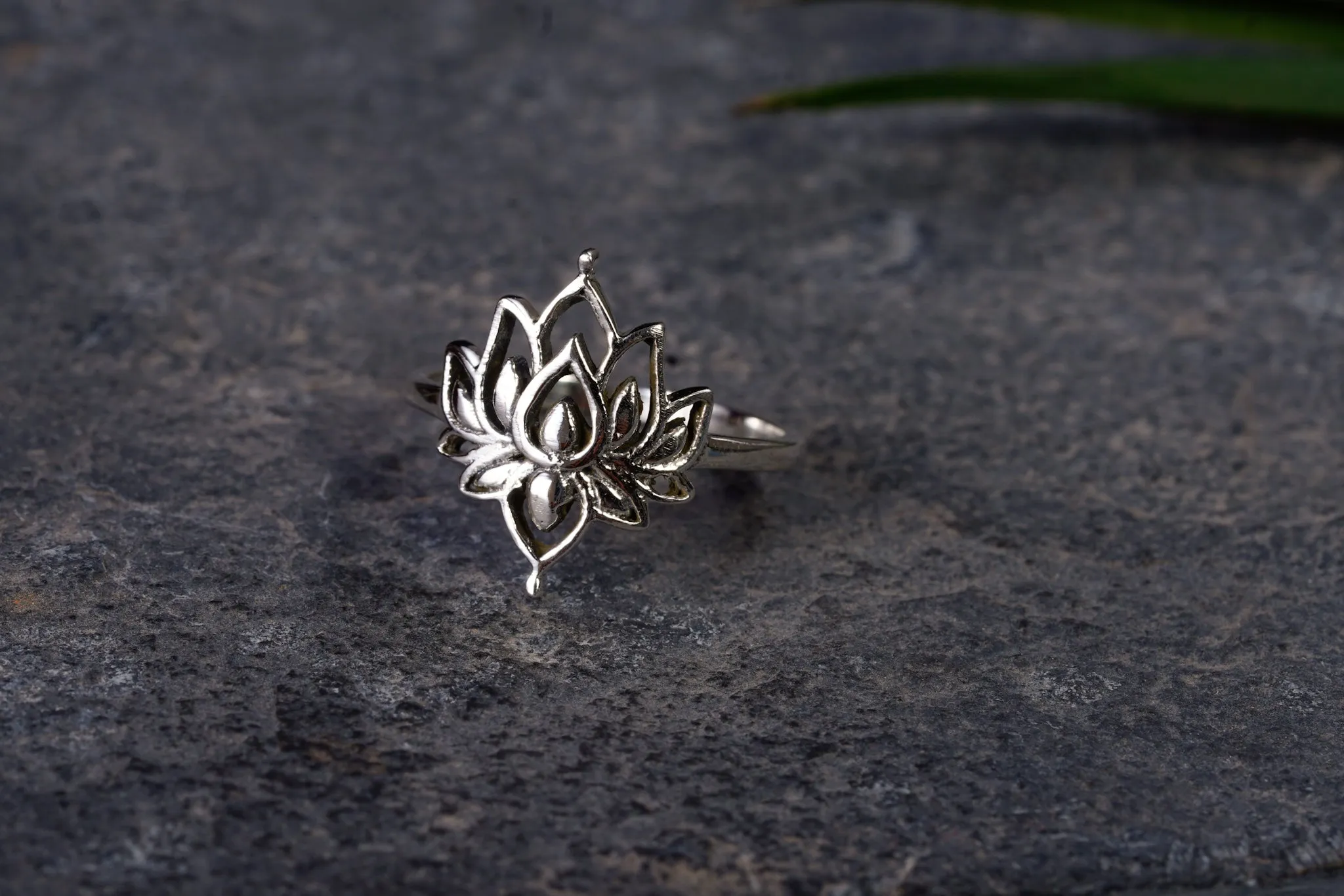 Ring ~ LOTUS ~