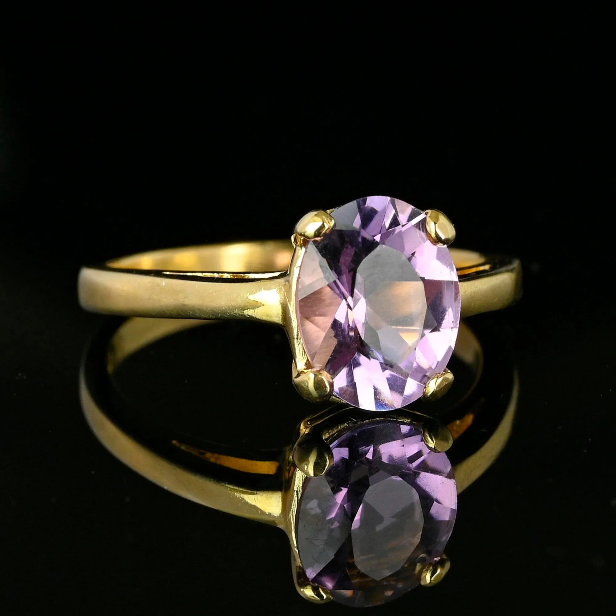 Rose de France Amethyst Solitare Ring in Gold