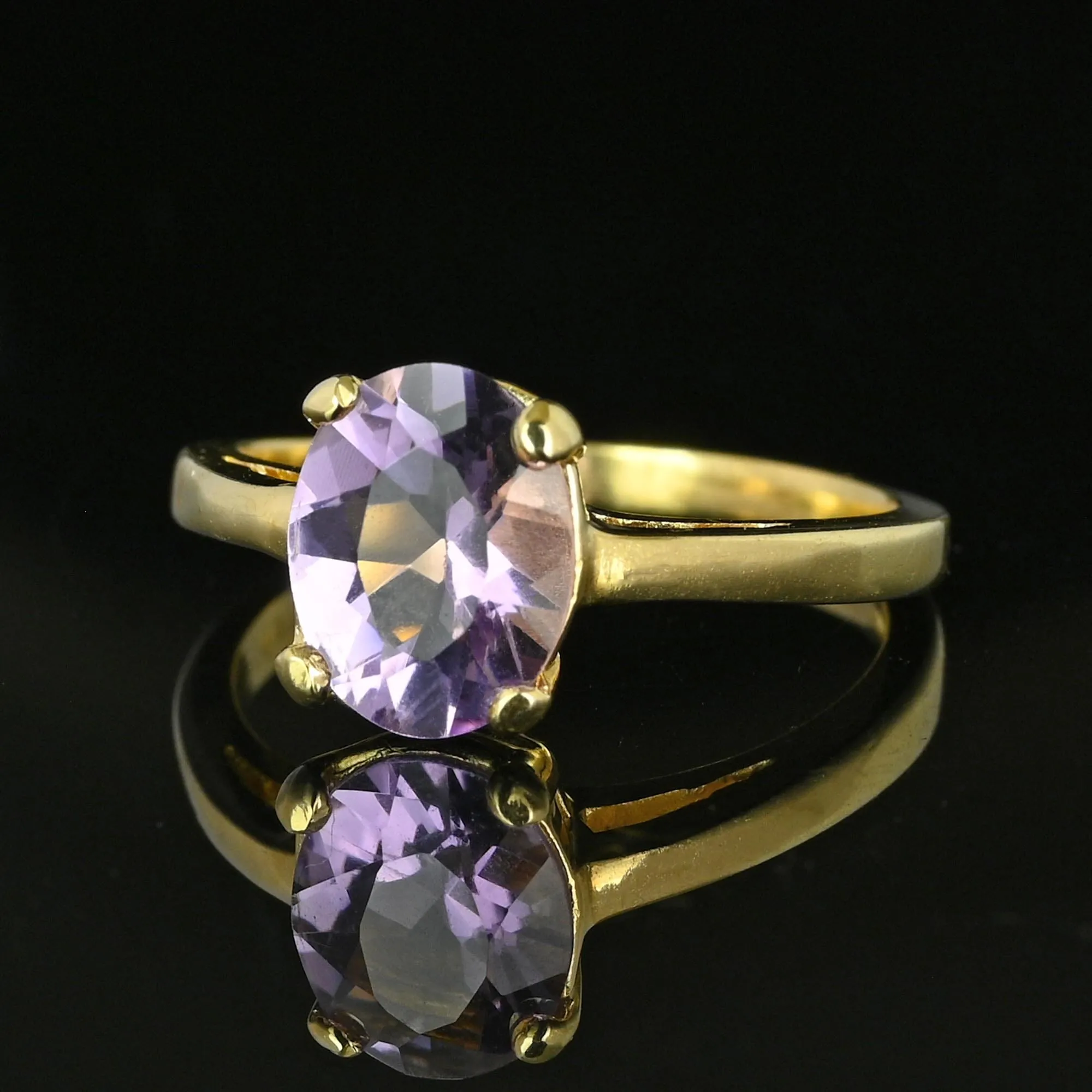 Rose de France Amethyst Solitare Ring in Gold