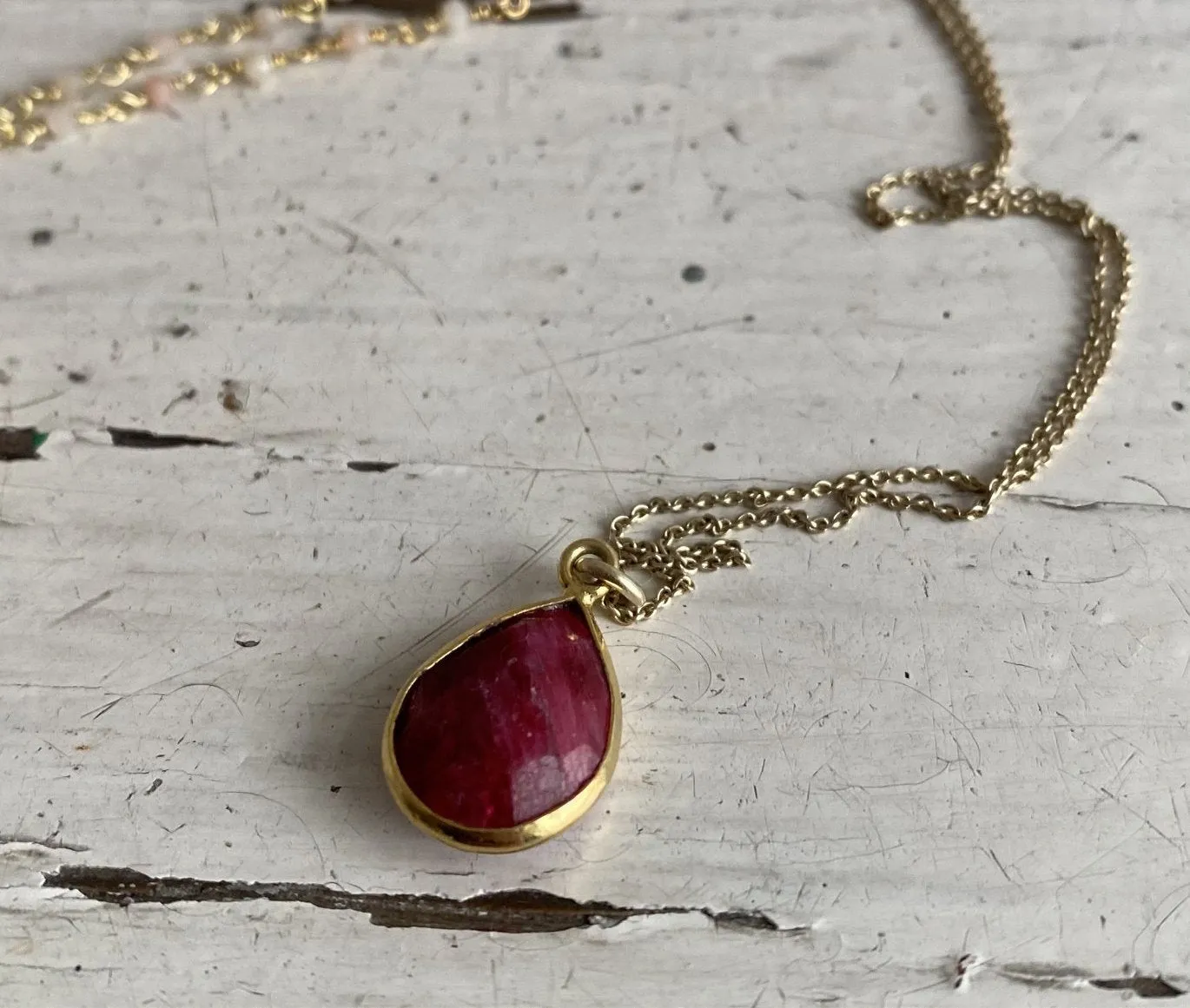 ruby | stone necklace | 24k gold-plated