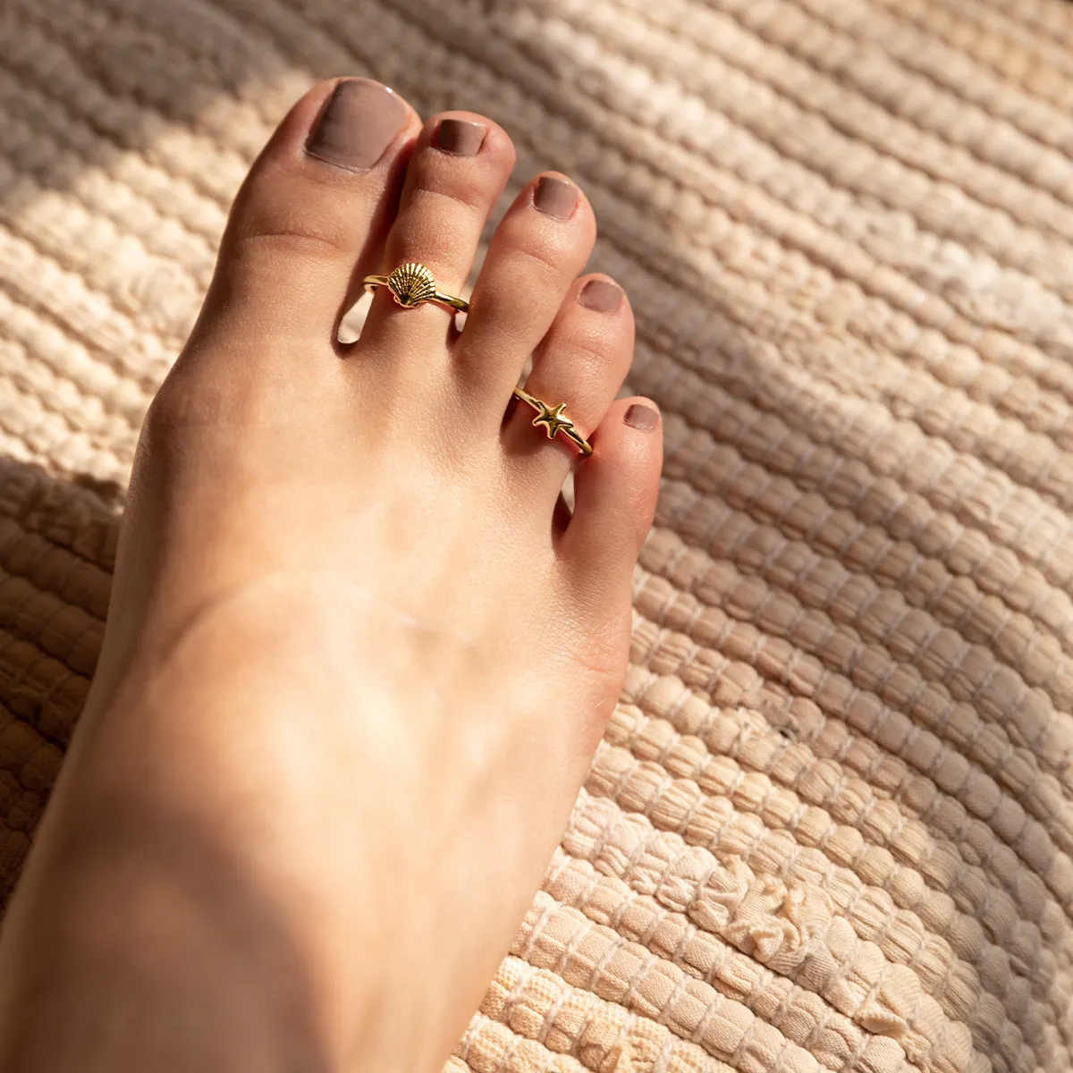 Scallop Shell Toe Ring