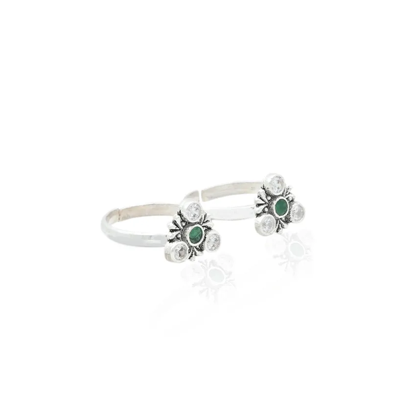 Silver Gleaming Green Toe Rings