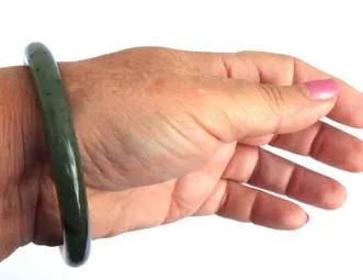 Slim Greenstone Bangle