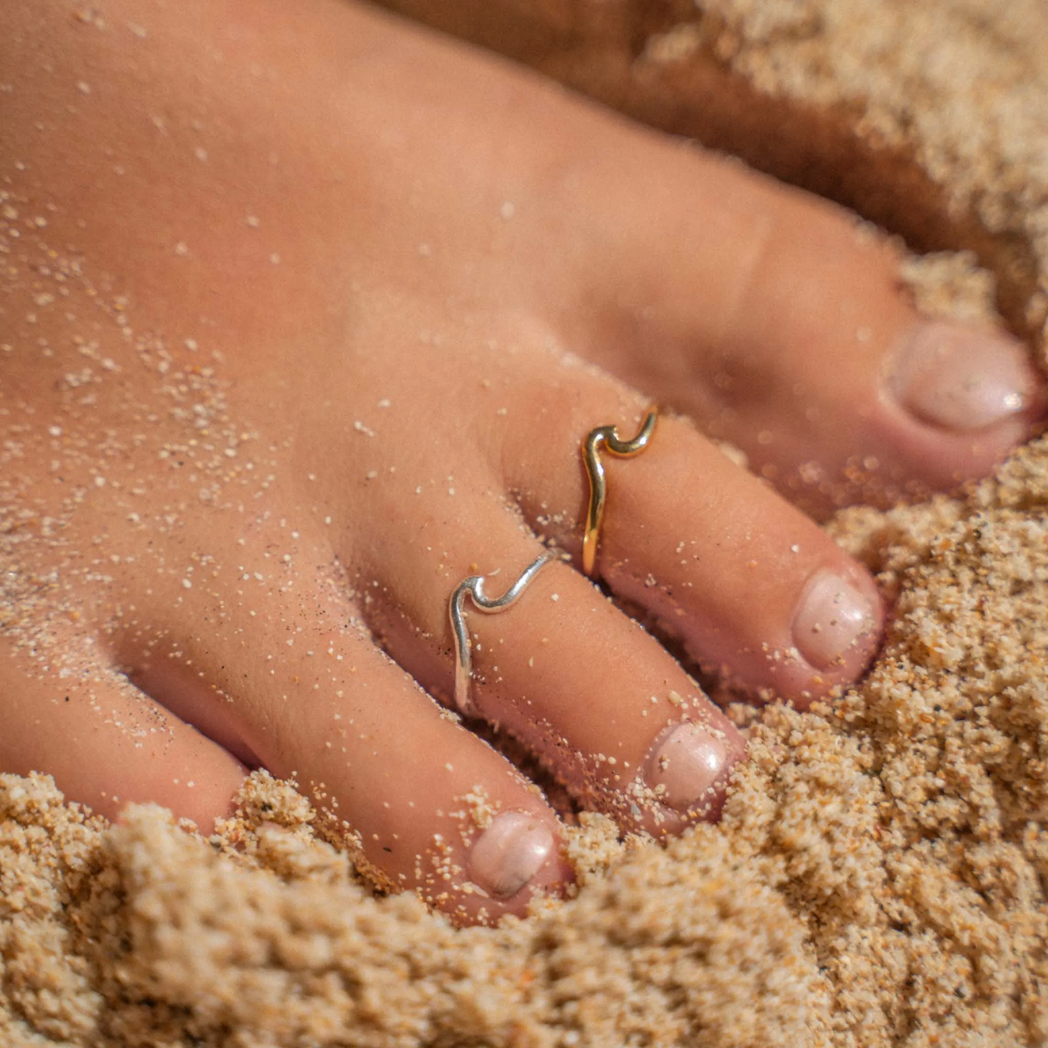 Surfer Girl Wave Toe Ring