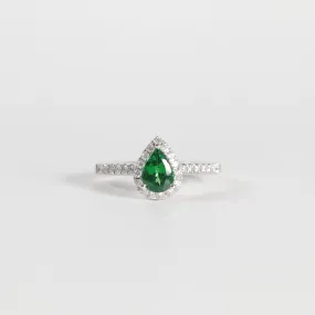 Tsavorite Garnet   Diamond Ring