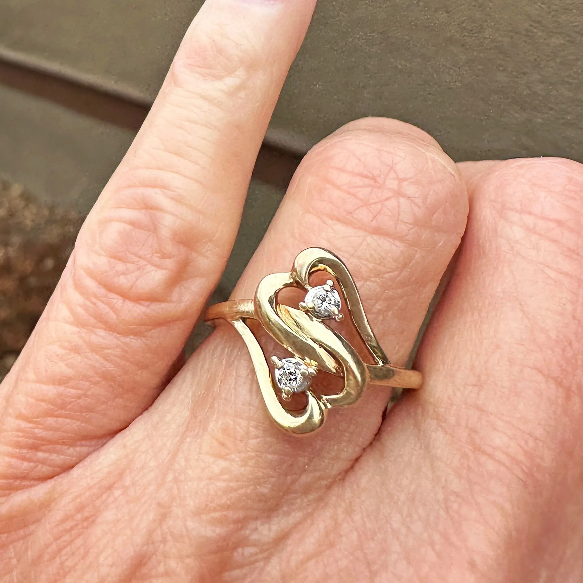 Vintage Stylized Double Heart Diamond Ring in Gold