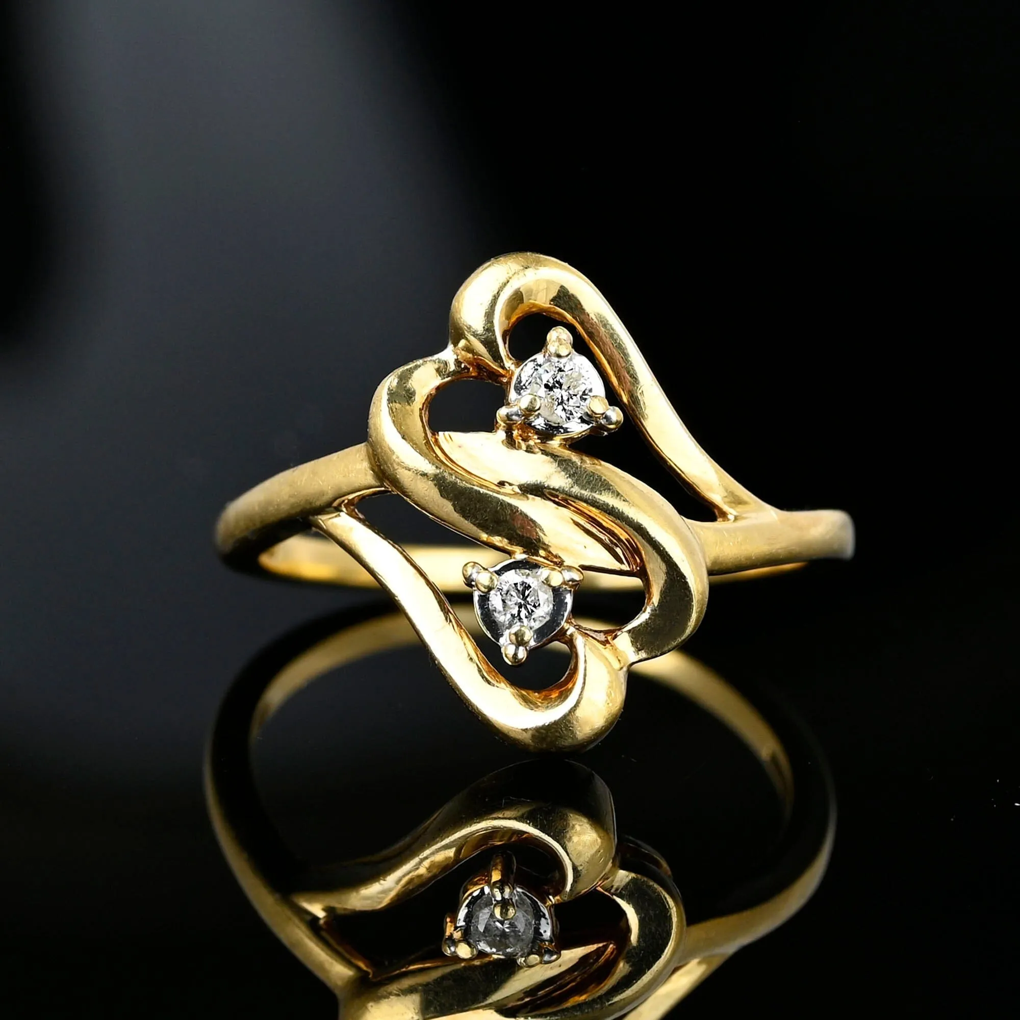 Vintage Stylized Double Heart Diamond Ring in Gold