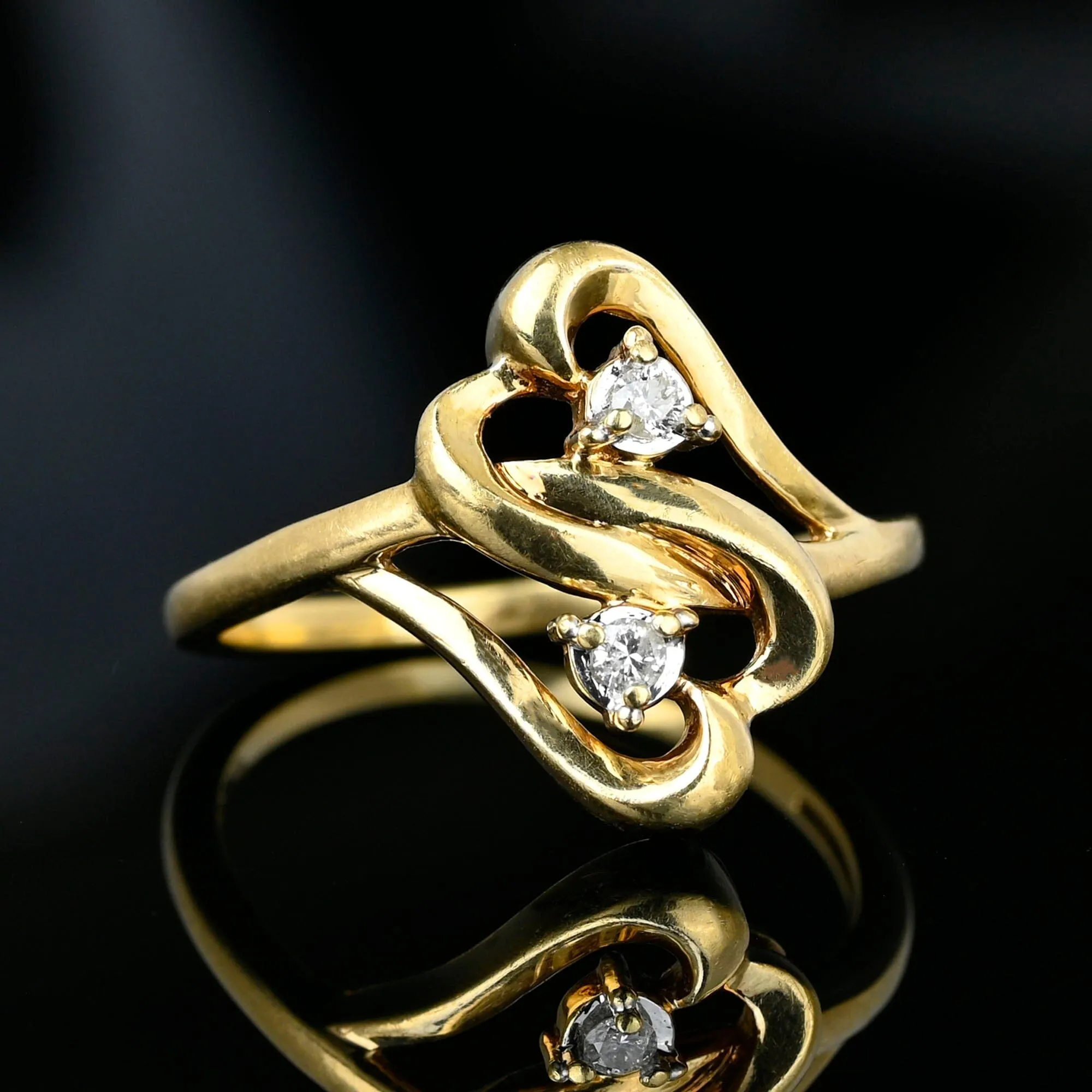 Vintage Stylized Double Heart Diamond Ring in Gold